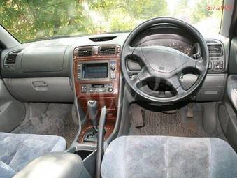 1997 Mitsubishi Galant Photos