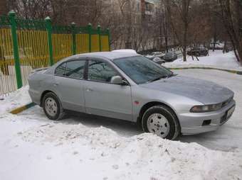 Mitsubishi Galant