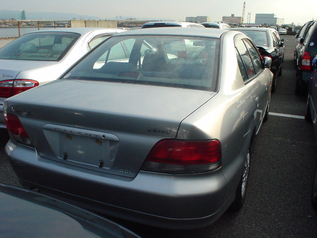 1998 Mitsubishi Galant Photos