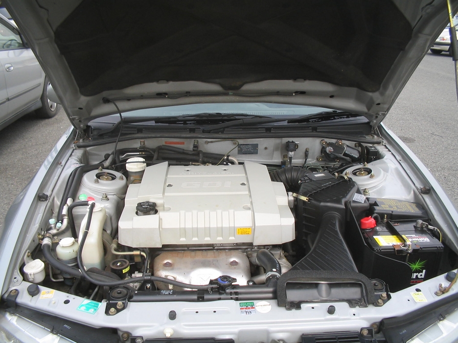 1998 Mitsubishi Galant Pictures