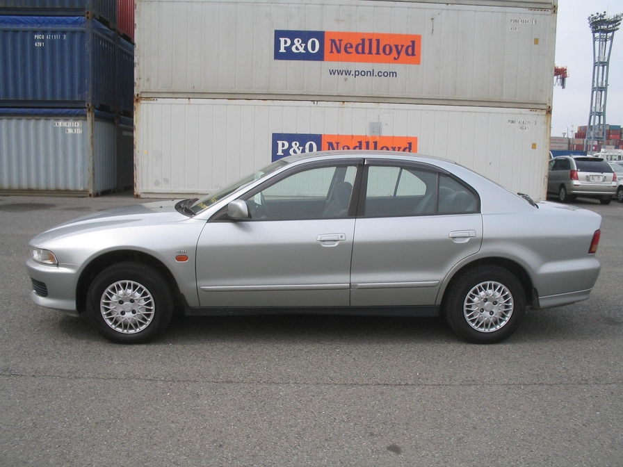 1998 Mitsubishi Galant Pics