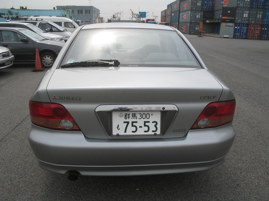 1998 Mitsubishi Galant Pictures