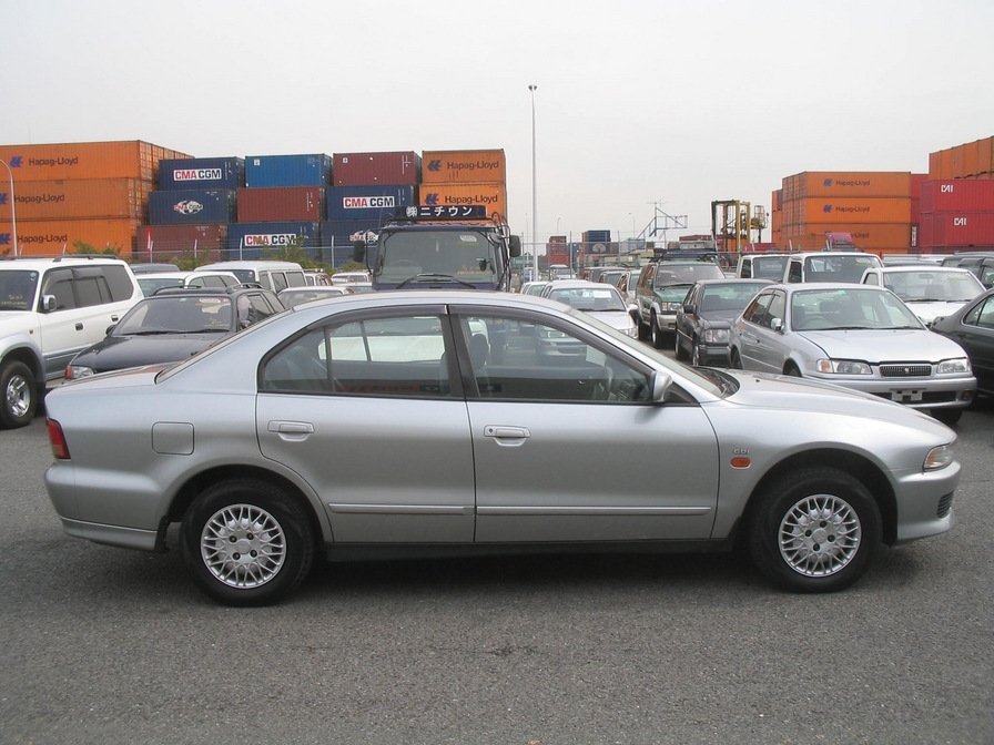 1998 Mitsubishi Galant Pictures
