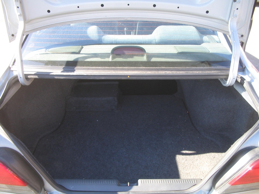 1998 Mitsubishi Galant Pictures