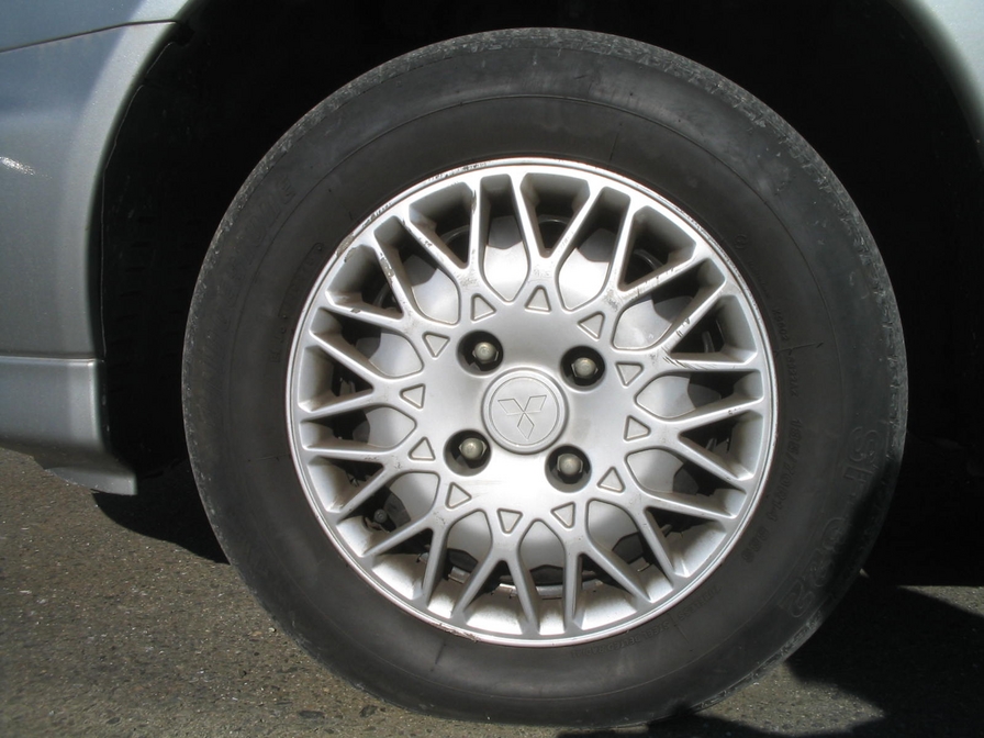 1998 Mitsubishi Galant Pictures
