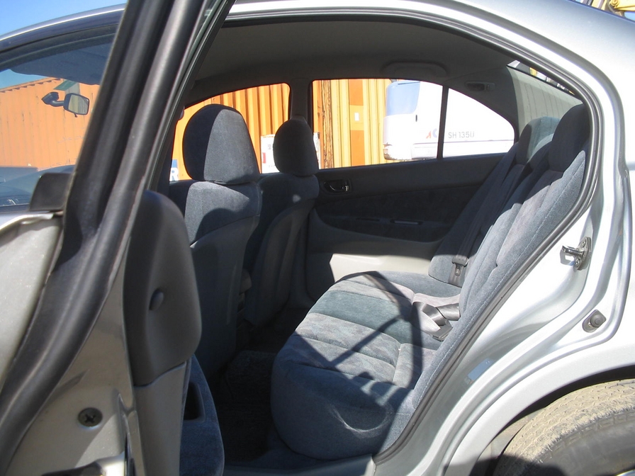1998 Mitsubishi Galant Pictures