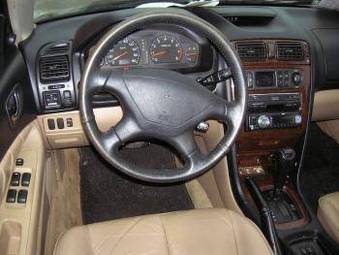 1998 Mitsubishi Galant Photos
