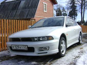 1998 Mitsubishi Galant Pictures