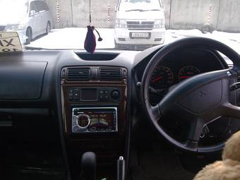 1998 Mitsubishi Galant Photos