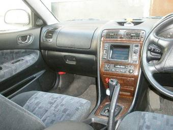 1998 Mitsubishi Galant Pictures