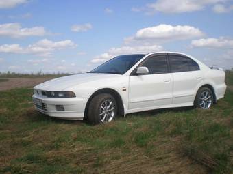 1998 Mitsubishi Galant Pictures