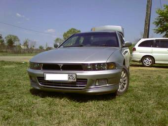 1998 Mitsubishi Galant Pictures