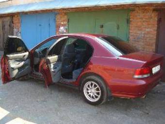 1998 Mitsubishi Galant Pictures