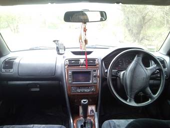 1998 Mitsubishi Galant Photos