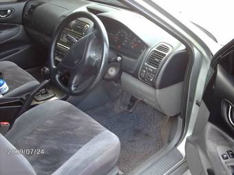 1998 Mitsubishi Galant Pictures