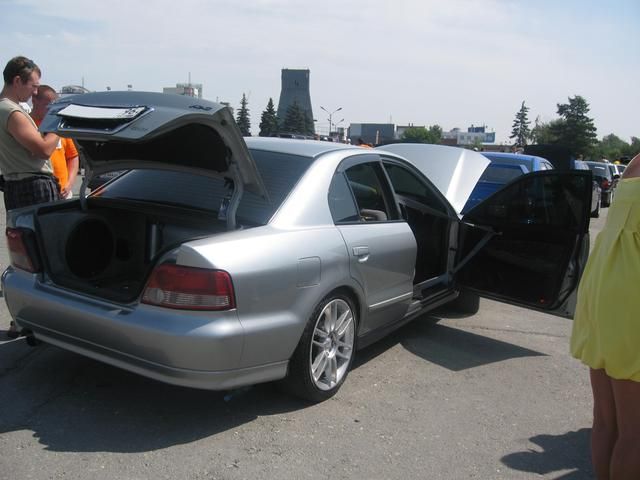 1999 Mitsubishi Galant