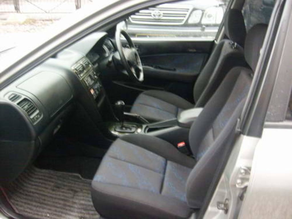 1999 Mitsubishi Galant