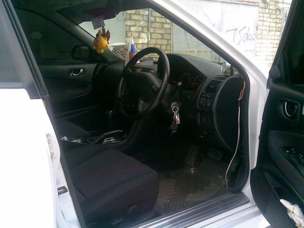 1999 Mitsubishi Galant