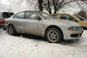 1999 Mitsubishi Galant Pics