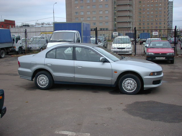 1999 Mitsubishi Galant Photos