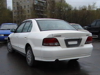 1999 Mitsubishi Galant Pictures