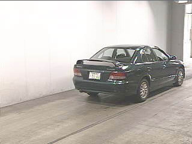 1999 Mitsubishi Galant Pictures