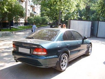 1999 Mitsubishi Galant Pictures