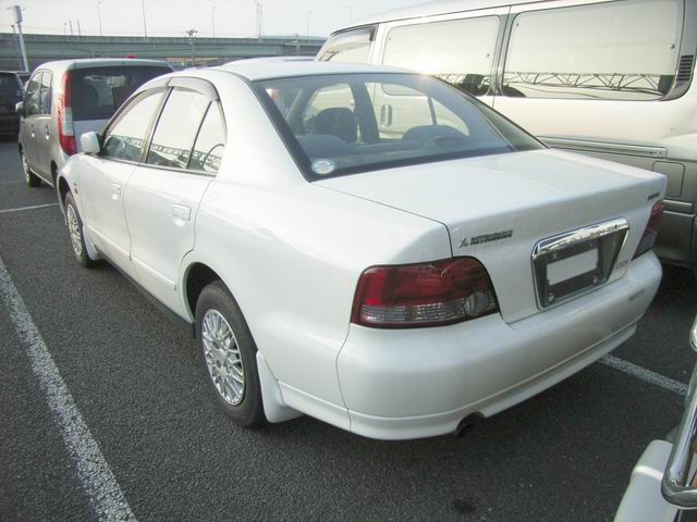 1999 Mitsubishi Galant Pictures