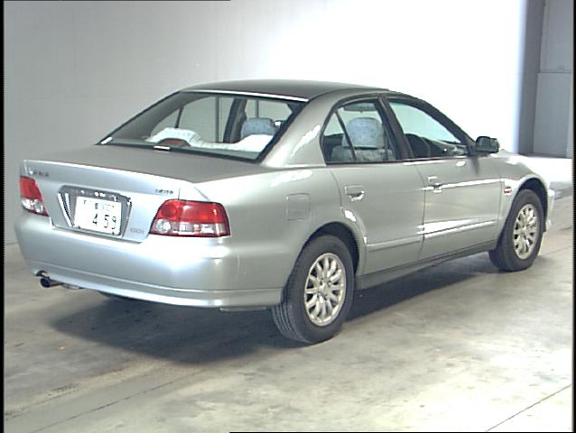 1999 Mitsubishi Galant Pictures