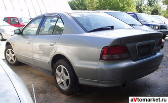 1999 Mitsubishi Galant Pictures