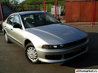 1999 Mitsubishi Galant Photos