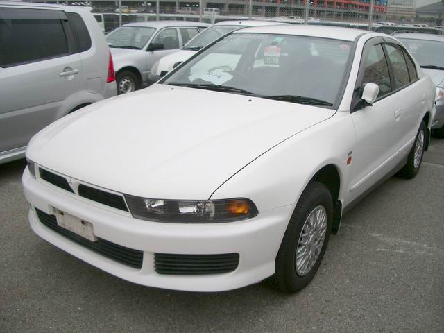 1999 Mitsubishi Galant Pics