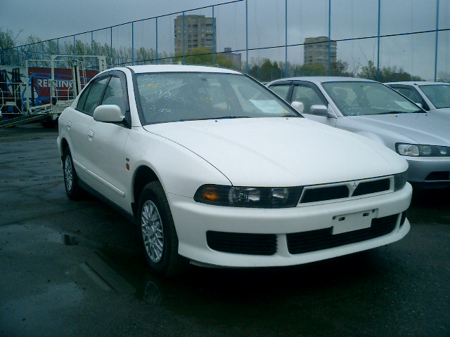 1999 Mitsubishi Galant Pictures