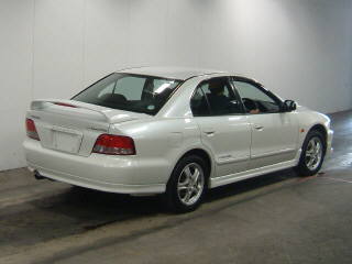 1999 Mitsubishi Galant Photos