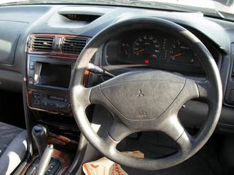 1999 Mitsubishi Galant Photos