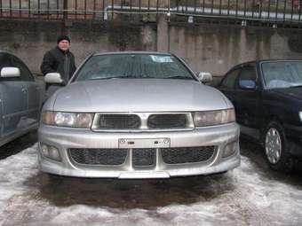 1999 Mitsubishi Galant Photos