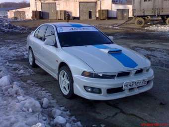 1999 Mitsubishi Galant Photos