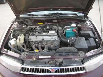 1999 Mitsubishi Galant Photos