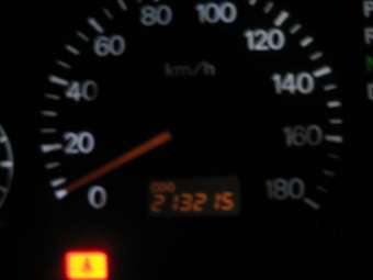 1999 Mitsubishi Galant Images
