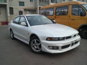 1999 Mitsubishi Galant Pictures