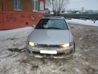 1999 Mitsubishi Galant Pics