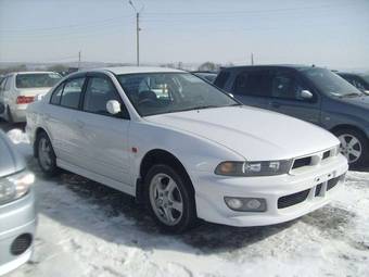 1999 Mitsubishi Galant Pictures