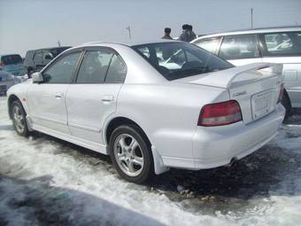 1999 Mitsubishi Galant Photos