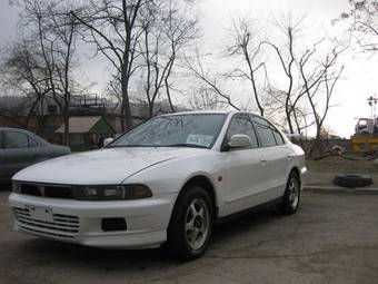 1999 Mitsubishi Galant Photos