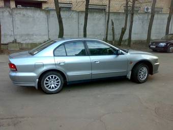 1999 Mitsubishi Galant Photos