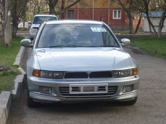 1999 Mitsubishi Galant Pictures