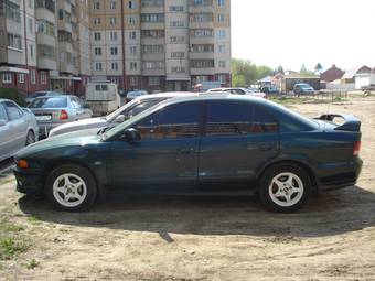 1999 Mitsubishi Galant Pictures