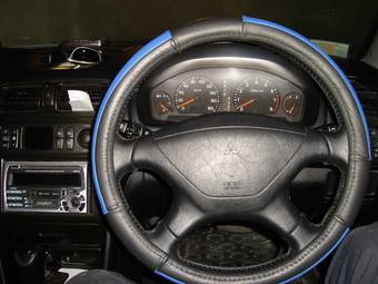 1999 Mitsubishi Galant Pics