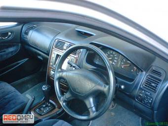 1999 Mitsubishi Galant Pics
