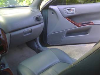 1999 Mitsubishi Galant Photos
